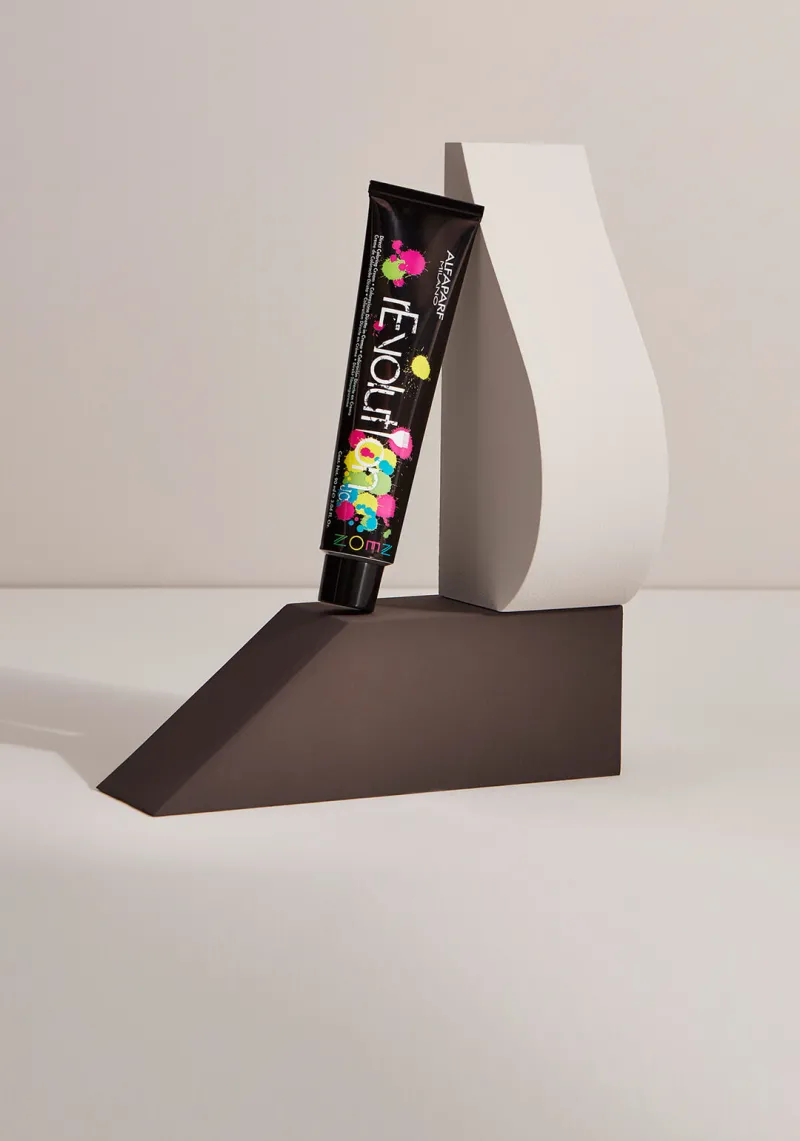 03_AlfaparfMilano_Revolution_Neon_D.jpg